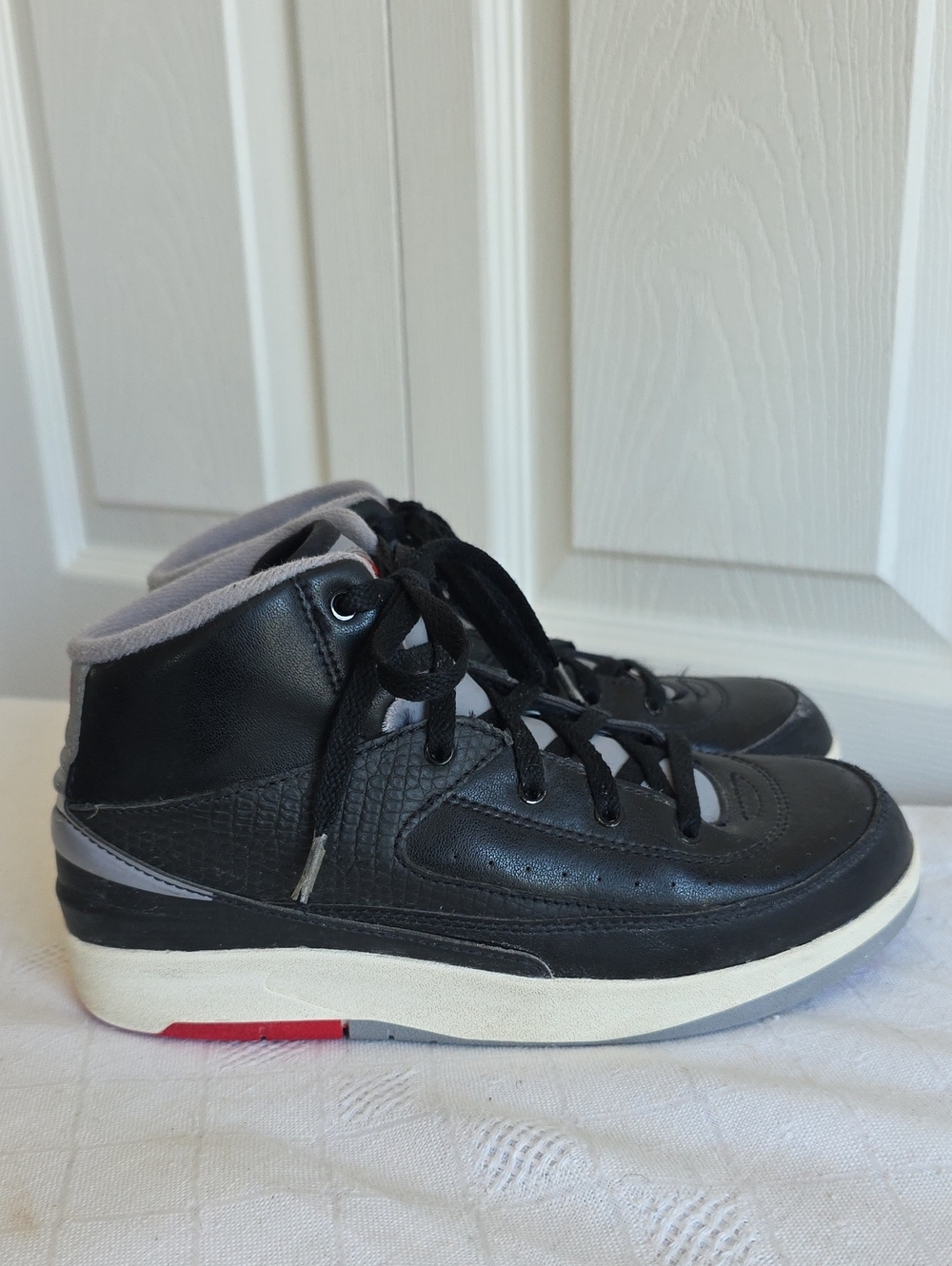 Nike Kids Black, Gray & Red High-Top Sneakers Size 2Y